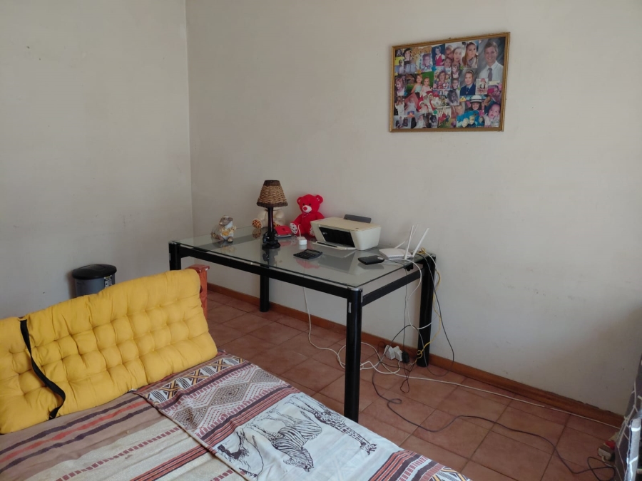 5 Bedroom Property for Sale in Roodekopjes Ah North West
